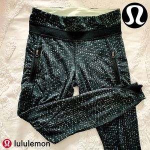 Lululemon Athletica Grey Mesh Leggings